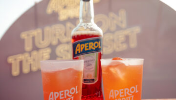 APEROL X MOGA